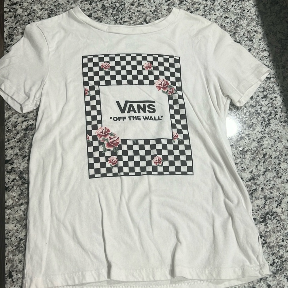 Vans off the wall short sleeve shirt w/ graphic, size S, white
